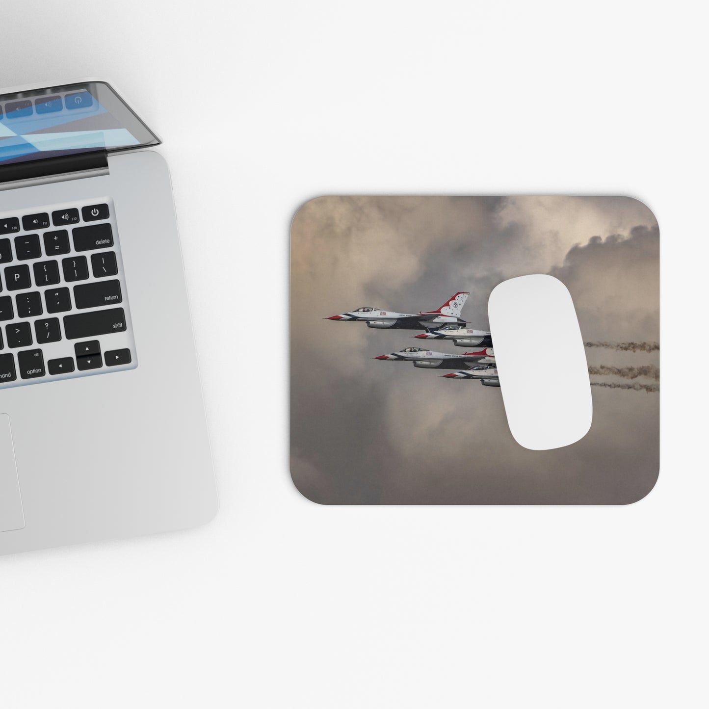Thunderbirds Formation Jet Mouse Pad — Airshow Aviation Desk Mat